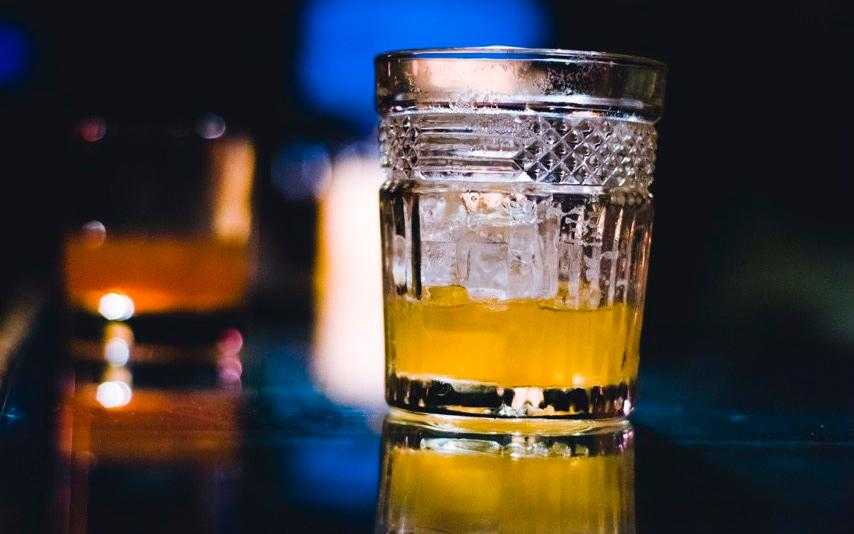 Бухать, гулять и не за что не отвечать - это не для Германии!!!